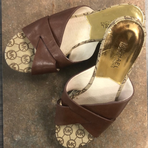 MICHAEL KORS GABI Mule Mocha Leather Wedges 9M - Picture 1 of 11